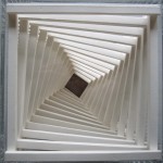 Papper plexiglas, 21 x 21 x 29 cm